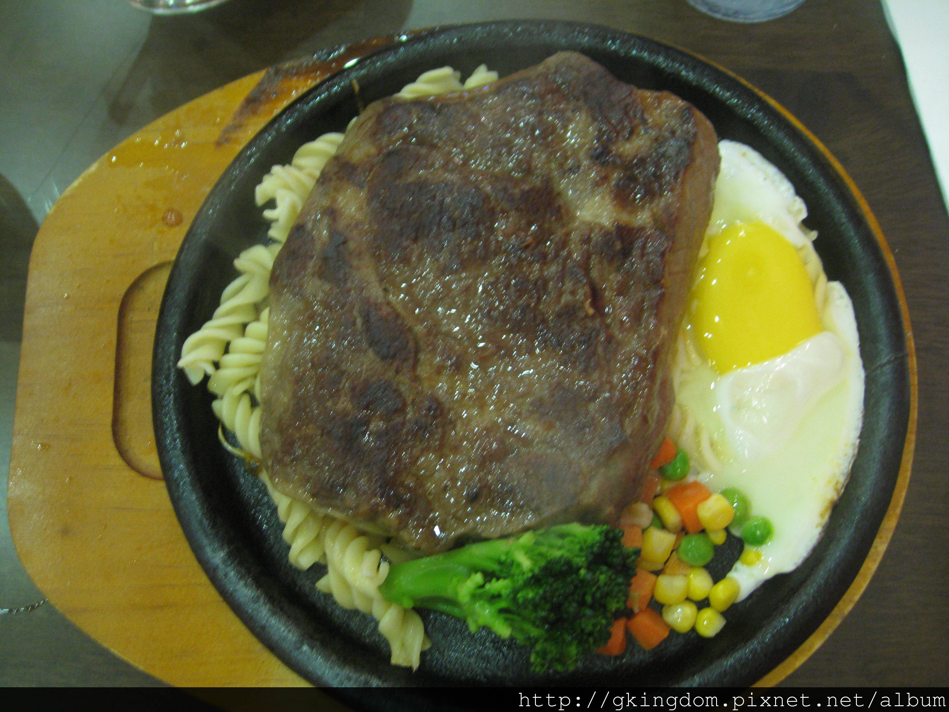 饗厚牛排｜桃園龜山美食︱美食王國